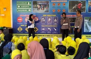 Tumbuhkan Semangat #Cari_Aman, Trio Motor Kenalkan Keselamatan Jalan Raya kepada Siswa TK Aisyiah Trio Motor Kenalkan Keselamatan Berkendara kepada Siswa TK Aisyiah
