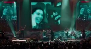 Tribute untuk Lula di FESTIVAAAL Marapthon Viral, Reza Arap dan For Revenge Bawakan ‘Penyangkalan’ Bikin Penonton Haru Tribute untuk Lula di FESTIVAAAL Marapthon Viral, Reza Arap dan For Revenge Bawakan ‘Penyangkalan’ Bikin Penonton Haru
