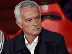 Jose Mourinho Kembali ke Real Madrid, Siapkan Revolusi Besar di Bernabeu Pelatih kepala SL Benfica asal Portugal #00, Jose Mourinho, terlihat sebelum pertandingan liga Portugal antara SL Benfica dan Casa Pia AC di Estadio da Luz di Lisbon pada 9 November 2025. (FILIPE AMORIM/AFP)