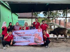 PT Trio Motor Pererat Kebersamaan dengan Warga Sungai Baru Lewat Penyaluran Hewan Kurban Iduladha 2026 PT Trio Motor Salurkan Hewan Kurban untuk Warga Sekitar Masjid Jami Al-Misbah. Foto Dok Istimewa