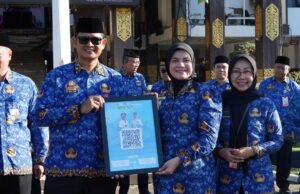 Ananda Luncurkan Spot Literasi, Dorong ASN Banjarmasin Aktif Pilah dan Nabung Sampah Wakil Wali Kota Banjarmasin Hj. Ananda Luncurkan Spot Literasi di Balai Kota. Foto Dok istimewa