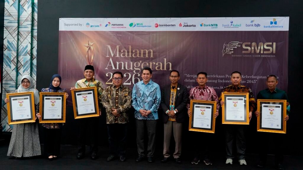 Wali Kota Yamin Terima Anugerah Sahabat Pers Indonesia 2026 dari SMSI. Foto Dok istimewa