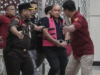Kejagung Buka Peluang Terapkan Pasal TPPU dalam Kasus Korupsi Program MBG Kejaksaan Agung (Kejagung) menahan eks Kepala Badan Gizi Nasional (BGN) Dadan Hindayana. (CNN Indonesia/Adhi Wicaksono)