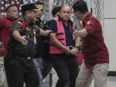 Kejagung Buka Peluang Terapkan Pasal TPPU dalam Kasus Korupsi Program MBG Kejaksaan Agung (Kejagung) menahan eks Kepala Badan Gizi Nasional (BGN) Dadan Hindayana. (CNN Indonesia/Adhi Wicaksono)