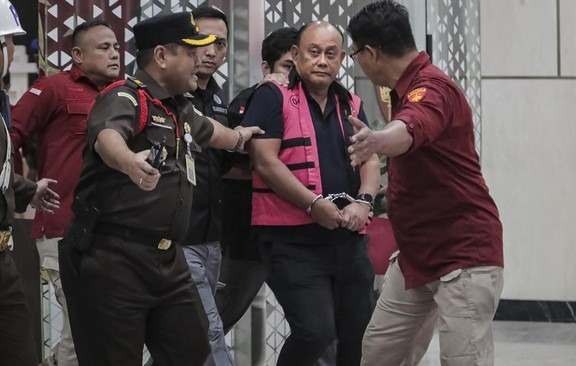 Kejaksaan Agung (Kejagung) menahan eks Kepala Badan Gizi Nasional (BGN) Dadan Hindayana. (CNN Indonesia/Adhi Wicaksono) Kejaksaan Agung (Kejagung) menahan eks Kepala Badan Gizi Nasional (BGN) Dadan Hindayana. (CNN Indonesia/Adhi Wicaksono)