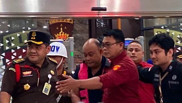 Kejaksaan Agung menahan Manta Wakil Kepala Badan Gizi Nasional (BGN), Sony Sonjaya, Rabu (3/6/2026). (Bloomberg Technoz/Dovana Hasiana)