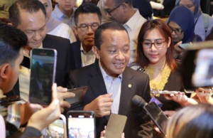 Bahlil Ungkap Alasan di Balik Listrik Padam Bergilir di Sejumlah Daerah Foto: (CNBC Indonesia/Muhammad Sabki)