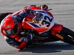 Kiandra Ramadhipa Juara Moto3 Junior Estoril 2026, Kibarkan Merah Putih di Portugal Kiandra Ramadhipa juara Moto3 Junior Estoril 2026 di Portugal. (Dok AHRT)