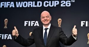 Gianni Infantino Balas Kritik Piala Dunia 2026: Penebar Isu Disebut Menebar Kebencian Komite Olimpiade Internasional (IOC) menyatakan tidak akan menggelar penyelidikan terhadap Presiden FIFA, Gianni Infantino.(AFP/FREDERIC J BROWN)