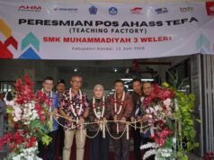 AHM Resmikan Pos AHASS TEFA ke-31, SMK Muhammadiyah 3 Weleri Jadi Jembatan Siswa ke Dunia Industri AHM Resmikan Pos AHASS TEFA ke-31, SMK Muhammadiyah 3 Weleri Jadi Jembatan Siswa ke Dunia Industri. Foto Dok Istimewa