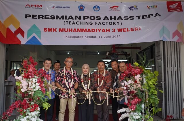 AHM Resmikan Pos AHASS TEFA ke-31, SMK Muhammadiyah 3 Weleri Jadi Jembatan Siswa ke Dunia Industri. Foto Dok Istimewa AHM Resmikan Pos AHASS TEFA ke-31, SMK Muhammadiyah 3 Weleri Jadi Jembatan Siswa ke Dunia Industri. Foto Dok Istimewa