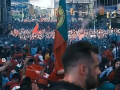 Lautan Suporter Cristiano Ronaldo Bikin Toronto Lumpuh, Ribuan Fans Padati Jalan Demi Sang GOAT di Piala Dunia 2026 Lautan Suporter Cristiano Ronaldo Bikin Toronto Lumpuh, Ribuan Fans Padati Jalan Demi Sang GOAT di Piala Dunia 2026