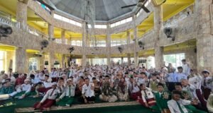 MTsN 2 Kota Banjarmasin Perkuat Karakter Murid Baru Lewat Edukasi Anti-Perundungan di MATAMUDA Peserta didik baru MTsN 2 Kota Banjarmasin mengikuti edukasi pencegahan perundungan (bullying) pada hari kedua MATAMUDA sebagai upaya menciptakan lingkungan madrasah yang aman, nyaman, dan ramah anak. Foto Dok Istimewa