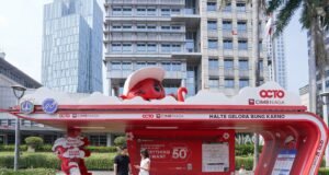 CIMB Niaga Hadirkan Pengalaman OCTO di Halte GBK, Permudah Mobilitas dan Transaksi Digital CIMB Niaga menghadirkan pengalaman digital OCTO di Halte Gelora Bung Karno (GBK), Jakarta, sebagai bagian dari upaya mendukung mobilitas masyarakat melalui layanan perbankan digital, QRIS Tap, serta berbagai promo transportasi umum dan online. Foto Dok Istimewa