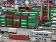 Neraca Dagang RI Kembali Defisit Setelah 72 Bulan Surplus, Ini Komoditas Penyebabnya Foto: Ilustrasi Ekspor- Impor (CNBC Indonesia/ Tri Susilo)