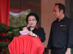 Megawati Resmikan Monumen Kudatuli di Kantor DPP PDIP Ketua Umum PDIP, Megawati Soekarnoputri meresmikan monumen sejarah peristiwa kerusuhan 27 Juli atau dikenal Kudatuli di kantor DPP PDIP, Menteng 58, Jakarta. Arsip DPP PDIP