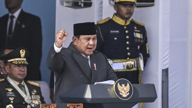 Presiden Prabowo Subianto (tengah) menyampaikan pidatonya saat menjadi inspektur upacara HUT Ke-80 Bhayangkara di Pusat Latihan Brimob Polri, Cikeas, Bogor, Jawa Barat, Rabu (1/7/2026). 9Foto: ANTARA FOTO/BAYU PRATAMA S) Presiden Prabowo Subianto (tengah) menyampaikan pidatonya saat menjadi inspektur upacara HUT Ke-80 Bhayangkara di Pusat Latihan Brimob Polri, Cikeas, Bogor, Jawa Barat, Rabu (1/7/2026). 9Foto: ANTARA FOTO/BAYU PRATAMA S)