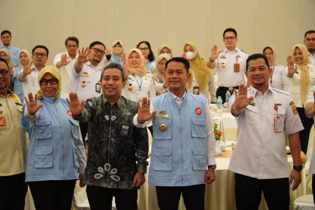 Wali Kota Banjarmasin H Muhammad Yamin HR membuka FGD Mitigasi Risiko dan Pengendalian Gratifikasi Tahun 2026 di Hotel Rattan Inn. Foto Dok Istimewa Wali Kota Banjarmasin H Muhammad Yamin HR membuka FGD Mitigasi Risiko dan Pengendalian Gratifikasi Tahun 2026 di Hotel Rattan Inn. Foto Dok Istimewa