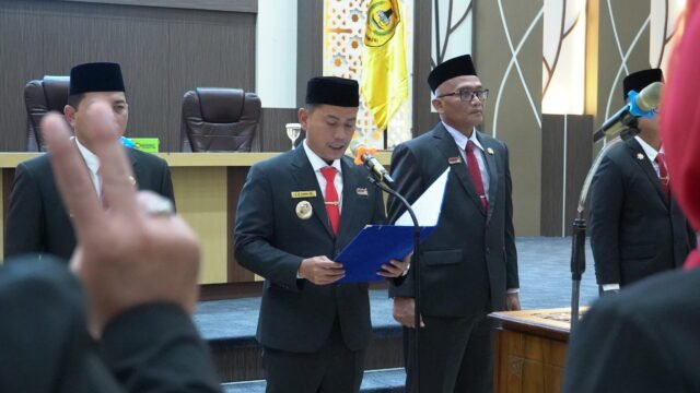 Wali Kota Banjarmasin Lantik Tujuh Pejabat Pimpinan Tinggi Pratama. Foto Dok Istimewa Wali Kota Banjarmasin Lantik Tujuh Pejabat Pimpinan Tinggi Pratama. Foto Dok Istimewa