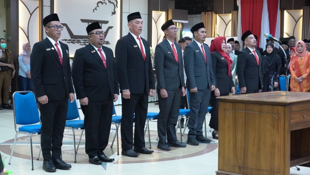 Pelantikan Tujuh Pejabat Eselon II Pemko Banjarmasin. Foto Dok Istimewa