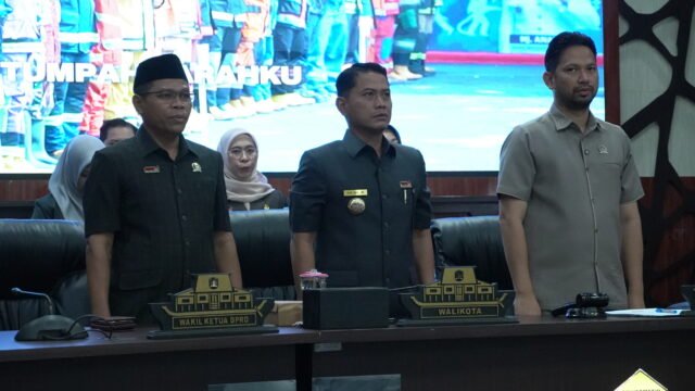Wali Kota Banjarmasin H. Muhammad Yamin HR menghadiri Rapat Paripurna DPRD Kota Banjarmasin terkait pembahasan Perubahan KUA-PPAS Tahun Anggaran 2026. Foto Dok Istimewa