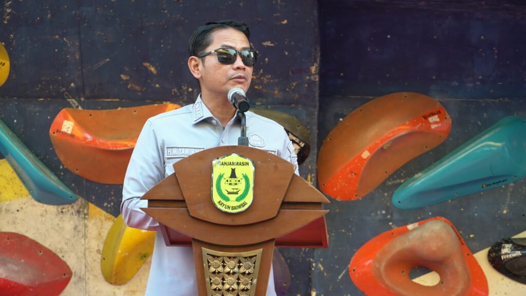 Wali Kota Banjarmasin H. M. Yamin HR menyampaikan sambutan saat pembukaan Sirkuit 2 Bamara Sport Climbing Competition 2026 di Banjarmasin. Foto Dok Istimewa