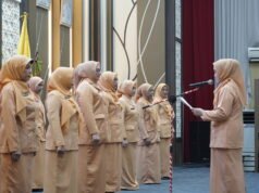DWP Kota Banjarmasin Dikukuhkan, Fokus pada Pendidikan, Ekonomi, dan Sosial Prosesi pengukuhan pengurus Dharma Wanita Persatuan (DWP) Kota Banjarmasin di Aula Kayuh Baimbai, Kamis (27/8/2026). Foto Dok Istimewa