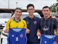 Riyan Bawa Nama Kalsel ke Liga Myanmar, Jadi Pemain Futsal Pertama dari Banua yang Go International JERSEY: Rahmatullah Hasriyanoor Hanafi mengenakan jersey M2K Futsal Club, klub Liga Futsal Myanmar asal Kota Mandalay yang menjadi pelabuhan barunya. (dok Riyan)
