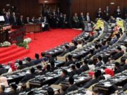 Besok Prabowo Sampaikan Nota Keuangan dan RAPBN 2027, Ini Gambaran Awalnya Presiden Indonesia Prabowo Subianto menyampaikan Pidato Kenegaraan tahunannya, menjelang Hari Kemerdekaan negara ini, di Jakarta, Indonesia, 15 Agustus 2025. (REUTERS/Ajeng Dinar Ulfiana)