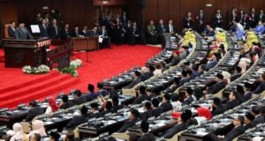 Besok Prabowo Sampaikan Nota Keuangan dan RAPBN 2027, Ini Gambaran Awalnya Presiden Indonesia Prabowo Subianto menyampaikan Pidato Kenegaraan tahunannya, menjelang Hari Kemerdekaan negara ini, di Jakarta, Indonesia, 15 Agustus 2025. (REUTERS/Ajeng Dinar Ulfiana)