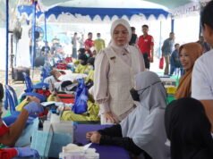 Sambut 5 Abad Kota, Pemko Banjarmasin dan Dunia Usaha Gelar Bakti Sosial Wakil Wali Kota Ananda Meninjau Pelaksanaan Donor Darah dalam Bakti Sosial Hari Jadi ke-500 Banjarmasin. Foto Dok Istimewa