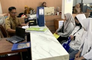 Pelayanan Publik Banjarmasin Wajib Tanpa Diskriminasi, Pemkot Bidik 10 Besar Kota Toleran Pelayanan Administrasi Kependudukan di UPT Pelayanan Kependudukan Banjarmasin. Foto Dok Istimewa