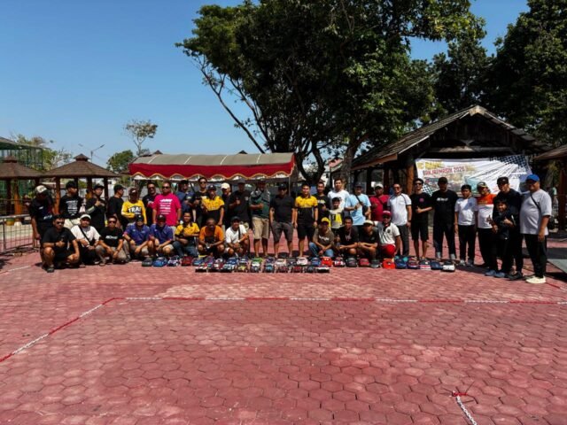 Penghobi RC Rally Tampilkan Mobil Radio Kontrol di Taman Satwa Banjarmasin. Foto Dok Istimewa Penghobi RC Rally Tampilkan Mobil Radio Kontrol di Taman Satwa Banjarmasin. Foto Dok Istimewa