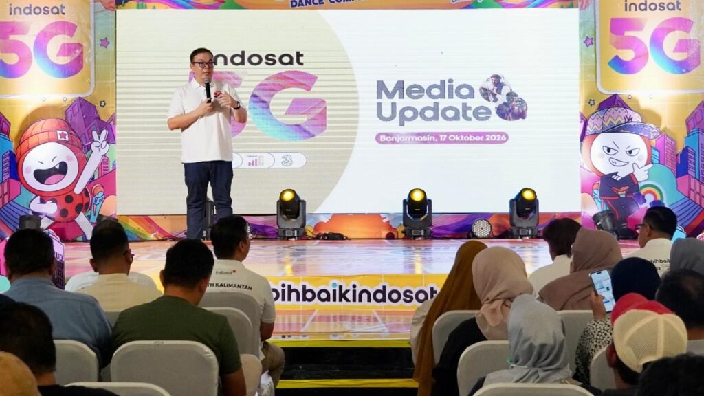 Perwakilan Indosat Ooredoo Hutchison menyampaikan pemaparan dalam kegiatan Indosat 5G Media Update di Banjarmasin, Sabtu (17/10/2026). Foto Dok Istimewa