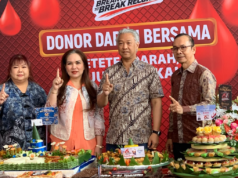 HUT ke-61, PT Trio Motor Catat Pertumbuhan Penjualan 20 Persen Perwakilan PT Trio Motor mengikuti rangkaian kegiatan peringatan HUT ke-61 perusahaan di Banjarmasin, yang turut diisi kegiatan sosial Donor Darah Trio Motor Peduli. Foto Dok Istimewa