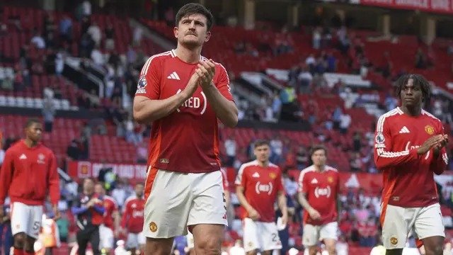 Manchester United keok 0-2 dari West Ham United pada laga pekan ke-36 Premier League musim ini di Old Trafford, Minggu (11/5/2025) malam WIB. (AP Photo/Ian Hodgson)